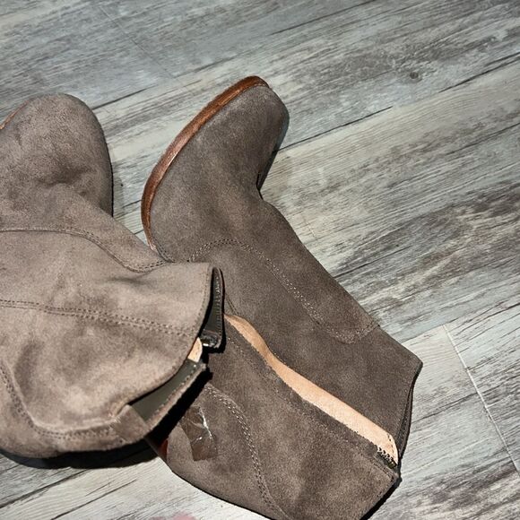 Joie booties  - Picture 4 of 4